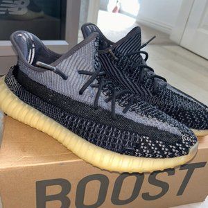 Yeezy Boost 350 V2 carbon